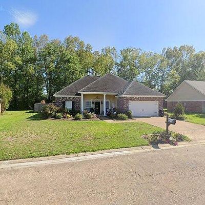 2107 Branch Creek Dr, Byram, MS 39272