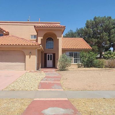 2108 Greenlee Dr, El Paso, TX 79936