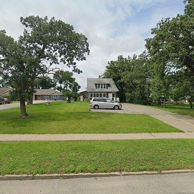 211 Main St N, Sauk Centre, MN 56378