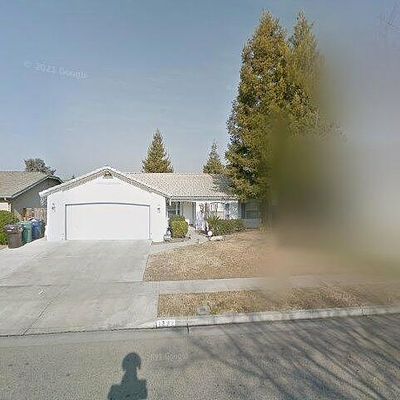 1832 E Bridger Ave, Tulare, CA 93274