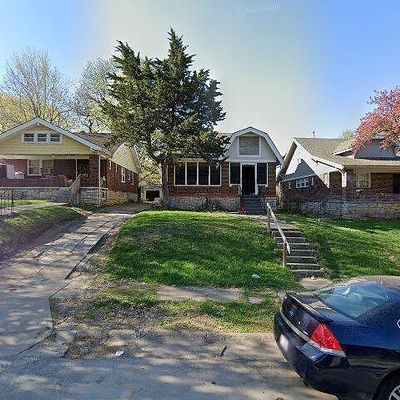 1835 E 68 Th Ter, Kansas City, MO 64132