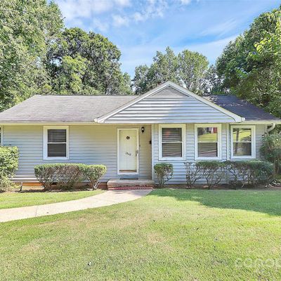 1843 Camp Greene St, Charlotte, NC 28208