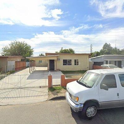 18527 13 Th St, Bloomington, CA 92316