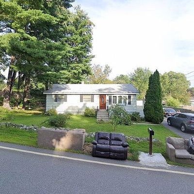 187 Searles Rd, Nashua, NH 03062