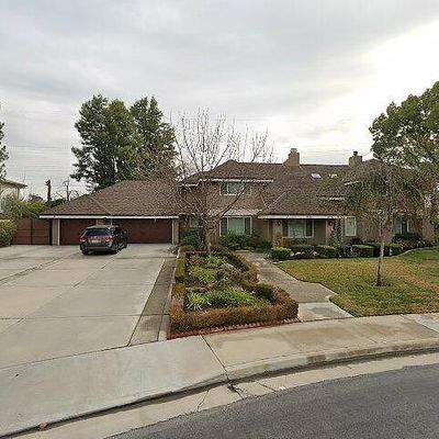 1908 Toulouse Ln, Bakersfield, CA 93311