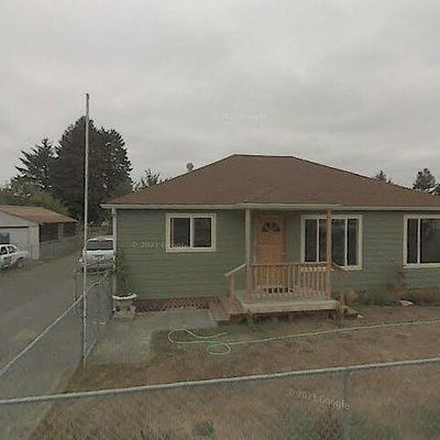 1957 Gage Ln, Eureka, CA 95503