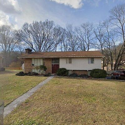 225 Mandan Rd, Kingsport, TN 37664