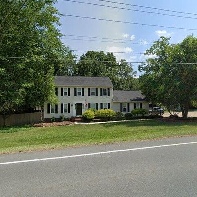 2256 W Front St, Burlington, NC 27215