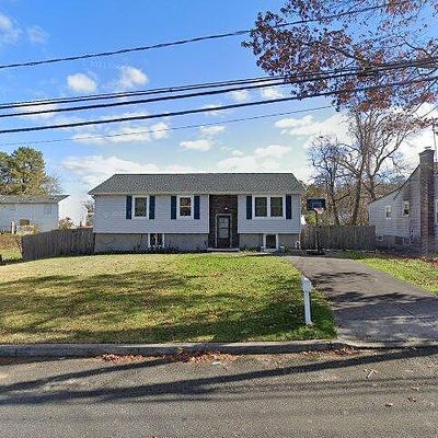 23 Chestnut St, Wyandanch, NY 11798