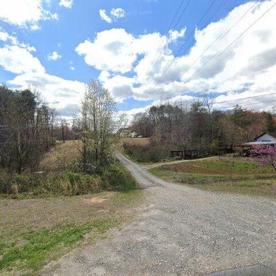 23 Matheson Rd, Taylorsville, NC 28681