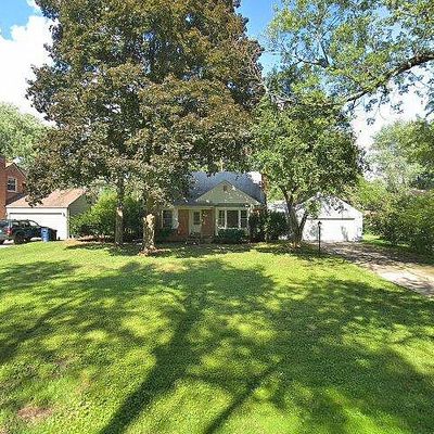 2307 Bedford Rd, Bloomfield Hills, MI 48302