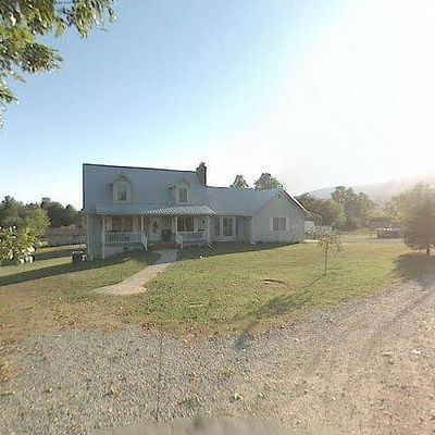 231 N Chestnut St, Whitwell, TN 37397