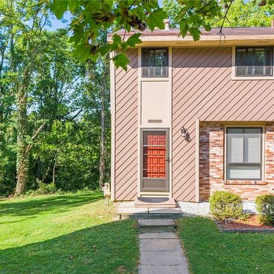 2315 Firethorn Rd, Bridgeville, PA 15017