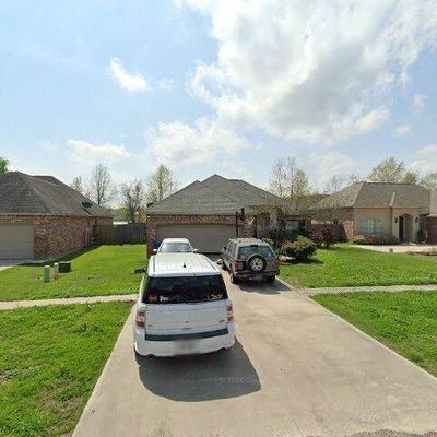 2327 Woodland Ct, Port Allen, LA 70767