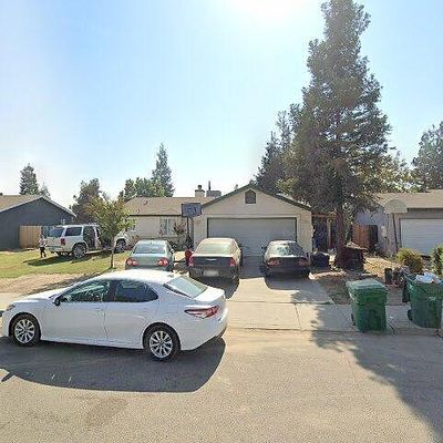 2363 Sierra View St, Selma, CA 93662