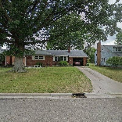 237 9 Th St Nw, North Canton, OH 44720