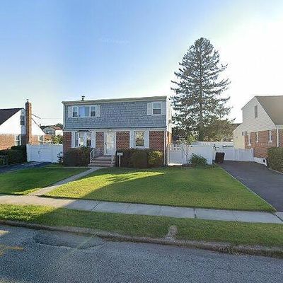 2370 1 St St, East Meadow, NY 11554