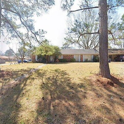 2425 Gina Dr, Pearl, MS 39208