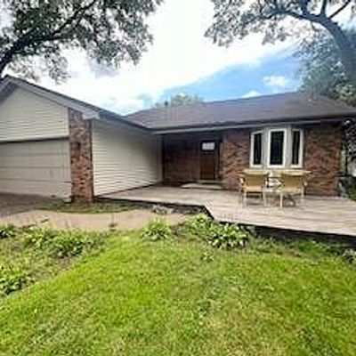 243 Cobbler Ct, Circle Pines, MN 55014