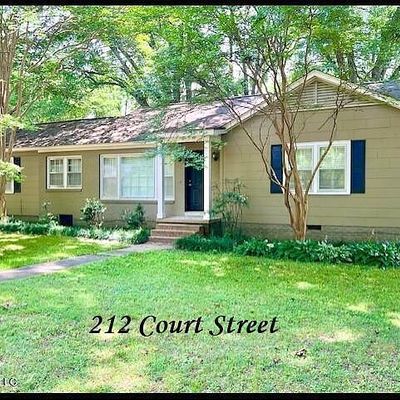 212 Court St, Batesville, MS 38606