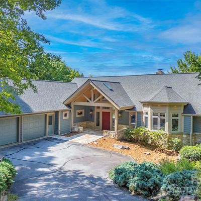 213 Bent Pine Trce, Hendersonville, NC 28739