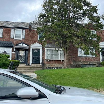 2133 Homer St, Philadelphia, PA 19138