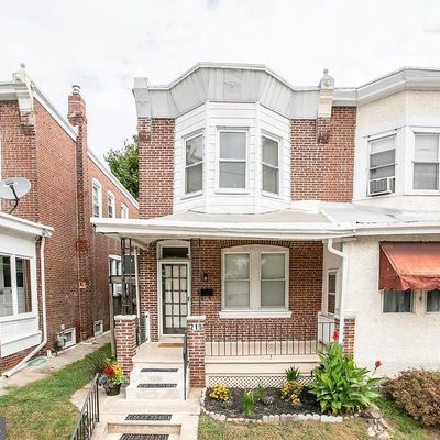 215 E Poplar St, Norristown, PA 19401