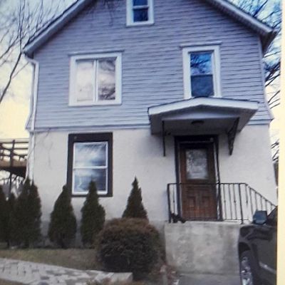 215 Main St, Metuchen, NJ 08840