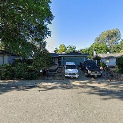 2177 Wilson Ave, Redding, CA 96002