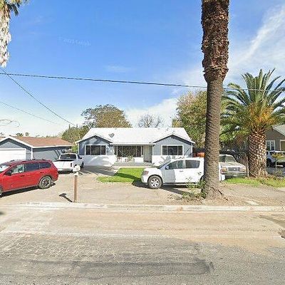 219 E Las Palmas Ave, Patterson, CA 95363