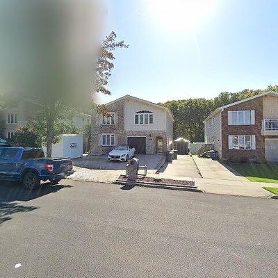 22 Mason Blvd, Staten Island, NY 10309