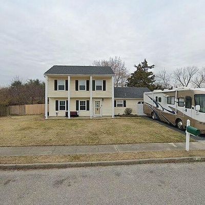 2203 Cedarview Dr, Toms River, NJ 08757