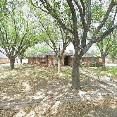 2205 Village Dr, Mission, TX 78572