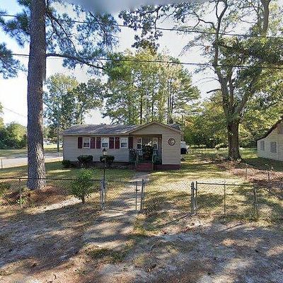 22091 Bateman St, Courtland, VA 23837