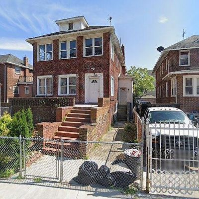 2215 Collier Ave, Far Rockaway, NY 11691