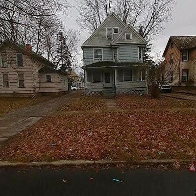 222 Howe St, Elyria, OH 44035