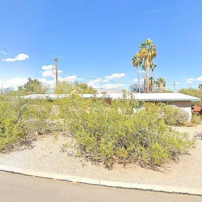 2225 E Seneca St, Tucson, AZ 85719