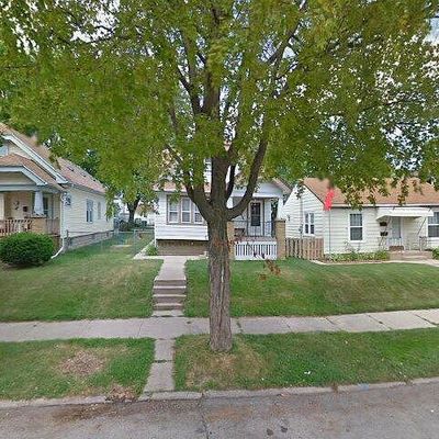 2233 S 63 Rd St, Milwaukee, WI 53219