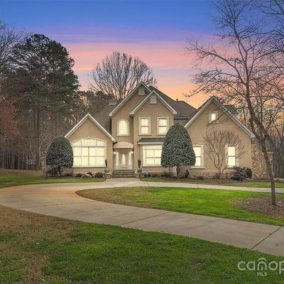 2675 Rolling Hills Dr, Monroe, NC 28110