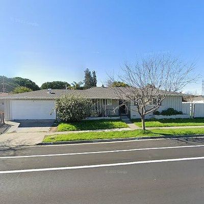 26759 Calaroga Ave, Hayward, CA 94545