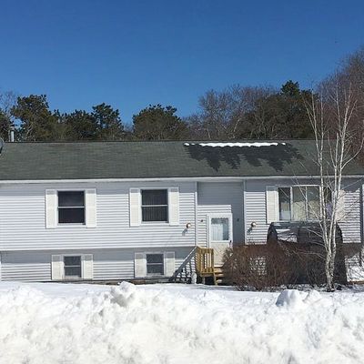 27 Treetop Way, Plymouth, MA 02360