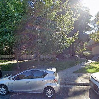 2708 Oak Rd #9, Walnut Creek, CA 94597