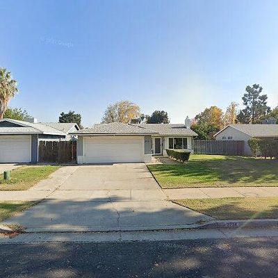 2734 Midge Ave, Merced, CA 95340