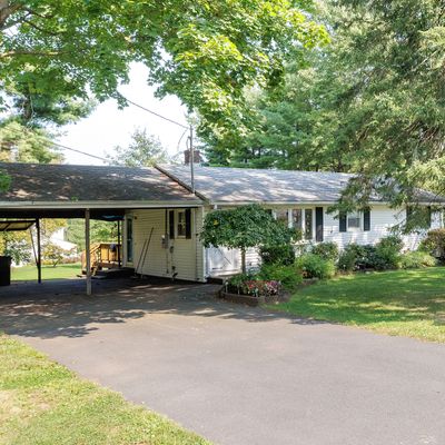 28 Monarch Ln, Middletown, CT 06457