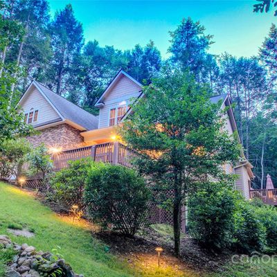 280 Bear River Lodge Trl, Marshall, NC 28753