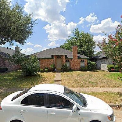 2806 Saint Thomas Ln, Lancaster, TX 75146