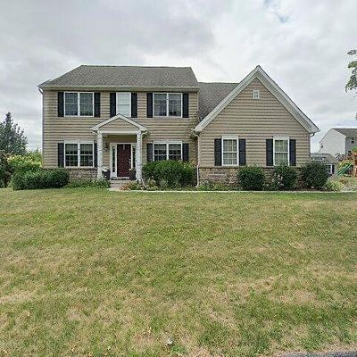 29 Ridge Ave, Glen Rock, PA 17327