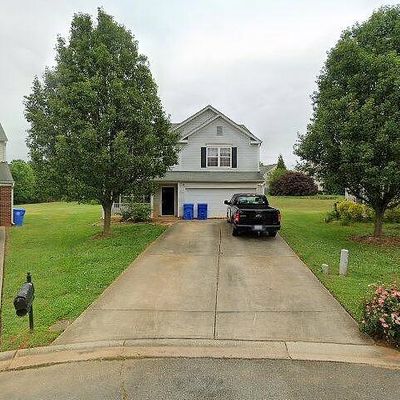 2900 Teton Dr, Gastonia, NC 28054