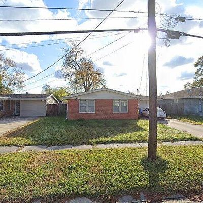 2911 Buffon St, Chalmette, LA 70043