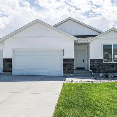 2916 N Curlew Dr, Ammon, ID 83401